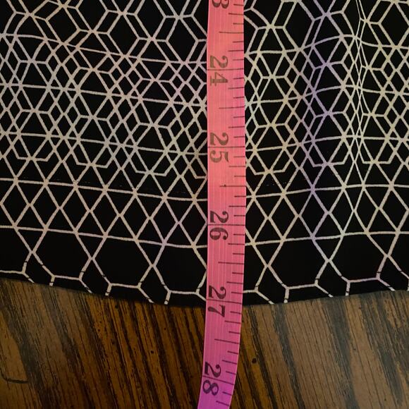 Banana Republic Petite XS Black White Geometric Blouse Long Sleeve Lightweight - Picture 7 of 9